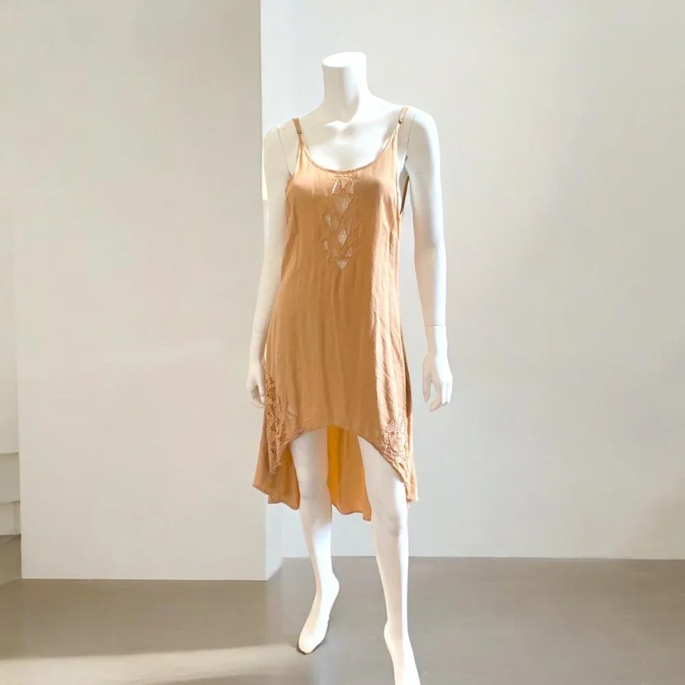 CLEOBELLA High Low Spaghetti Strap Dress in Nude, size Small - Picture 2 of 14
